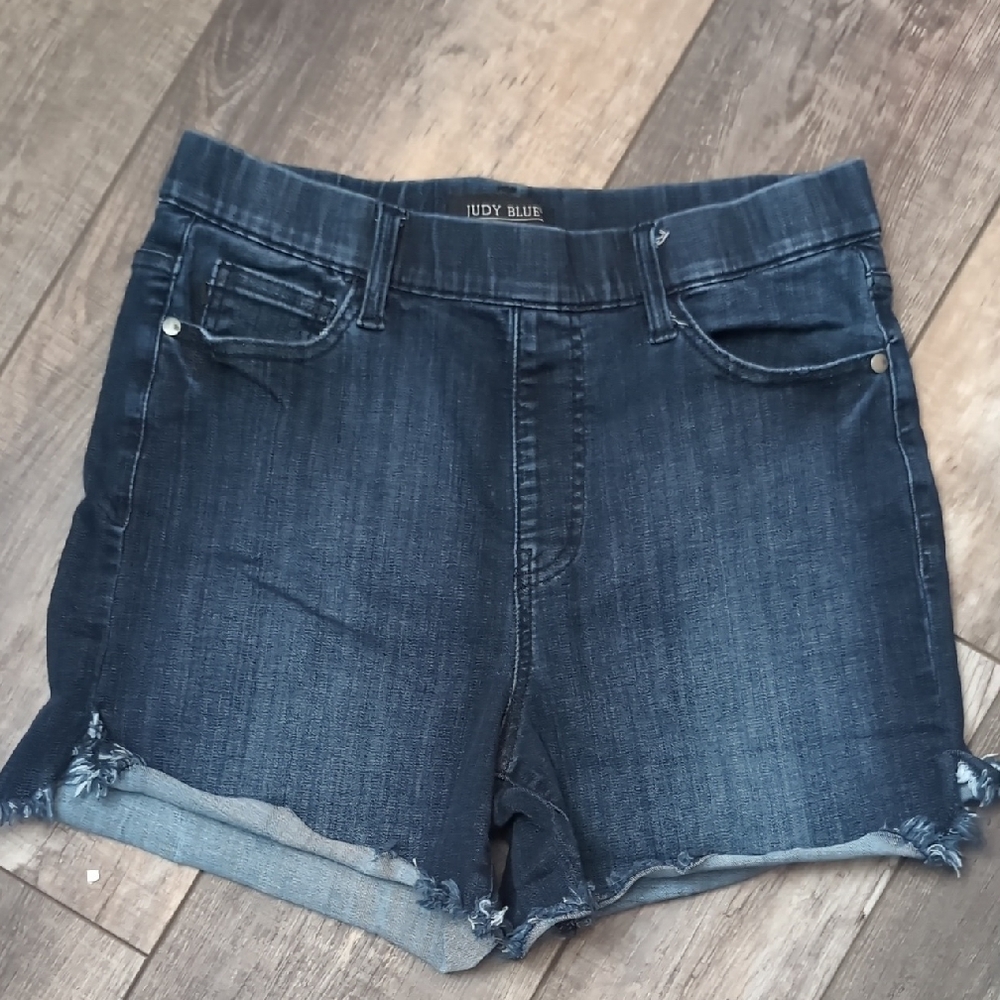 Judy Blue Blue Jean Shorts Mid-Thigh Casual Pull-on